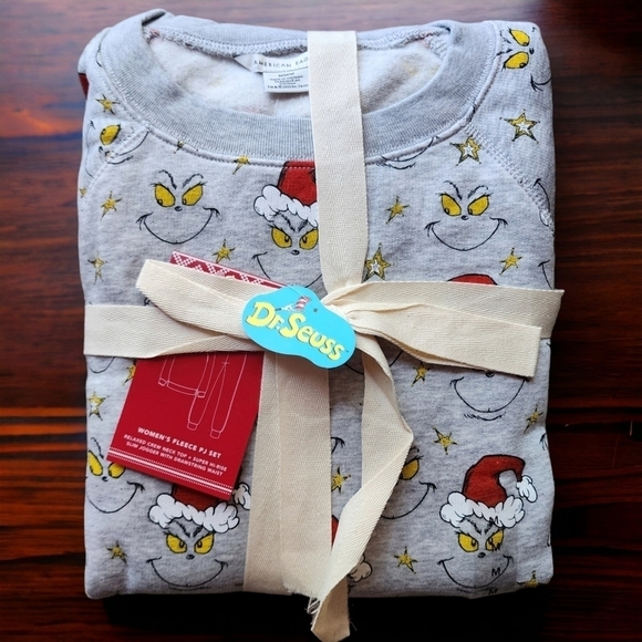 Ae | Grinch Christmas Pajama Set Gray Crew Neck Sweatshirt & Hi-Rise Joggers S - Picture 2 of 9